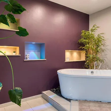 Holiday home 5 Bedroom Gorgeous In