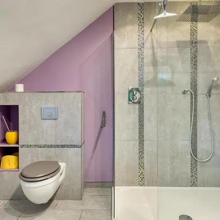 5 Bedroom Gorgeous In Ganzeville