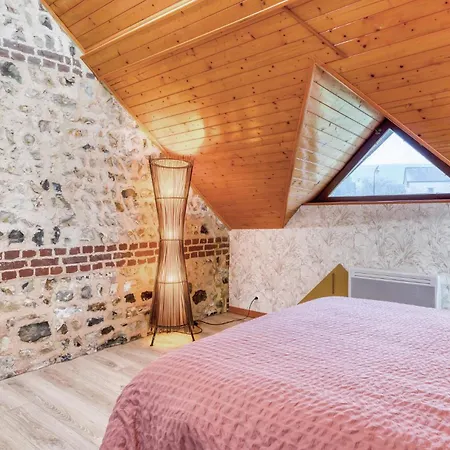 5 Bedroom Gorgeous In * Ganzeville